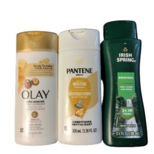 OLAY Ultra Moisture Body Wash - Gold and White